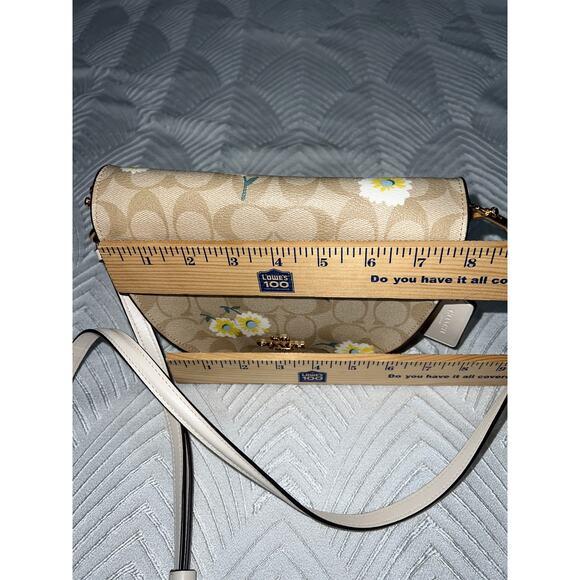 Coach Ellen Crossbody C3597 Signature Canvas Daisy Print Light Khaki - Picture 7 of 14